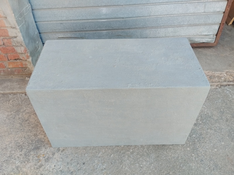 banco ficticio hormigon madera 50x80x40 1u